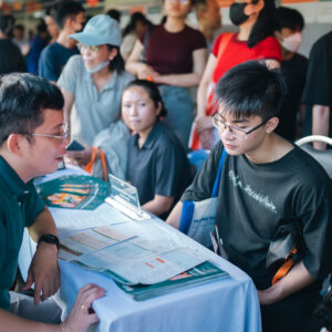 UEH nâng cấp công cụ quy đổi tương đương mức điểm trúng tuyển, tích hợp điểm cộng, điểm ưu tiên