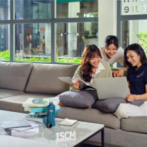 UEH thông báo tuyển sinh trình độ đại học hình thức Vừa làm vừa học Văn bằng 1 mở tại Trường Cao đẳng Công thương TP. Hồ Chí Minh
