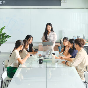 UEH tổ chức thi đánh giá năng lực tiếng Anh theo khung năng lực ngoại ngữ 6 bậc dùng cho Việt Nam và cấp chứng chỉ VSTEP đợt thi ngày 17 tháng 8 năm 2025