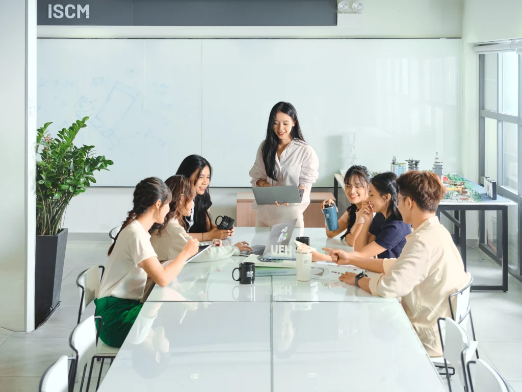 Đại học Kinh tế Thành phố Hồ Chí Minh (UEH) thông báo tuyển sinh đào tạo trình độ Thạc sĩ đợt 2 năm 2026 (Giai đoạn thi tuyển)